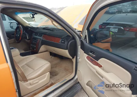 2007 Chevrolet Tahoe Lt из США, поврежденный, VIN 1GNEC13J17R100824